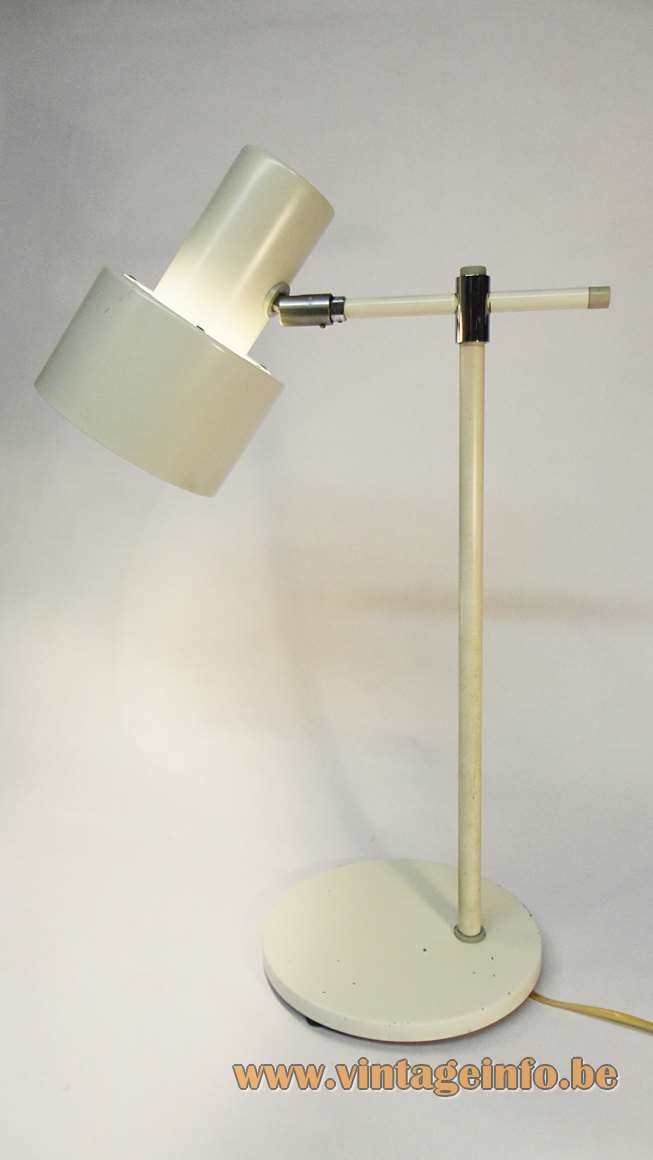 Fog & Mørup Lento desk lamp in white metal and chrome design: Jo Hammerborg 1960s Denmark 