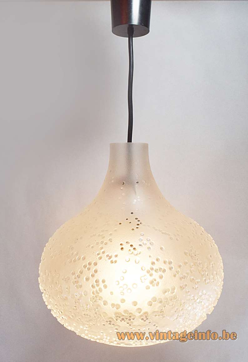 Peill + Putzler Patmos pendant lamp design: Horst Tüselman clear frosted glass onion globe dots 1960s 1970s