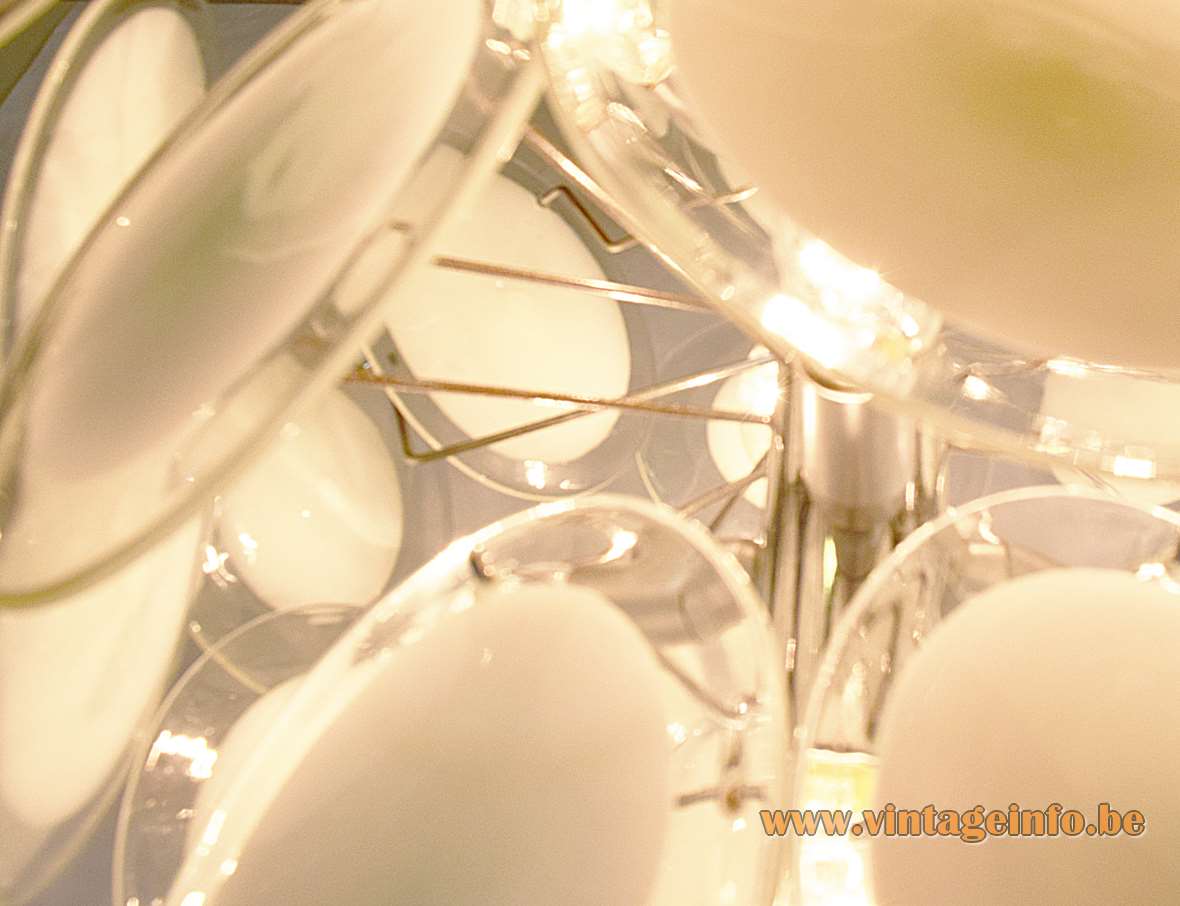 Gino Vistosi 36 white discs chandelier chrome wire frame Murano glass AV Mazzega 1960s 1970s Italy