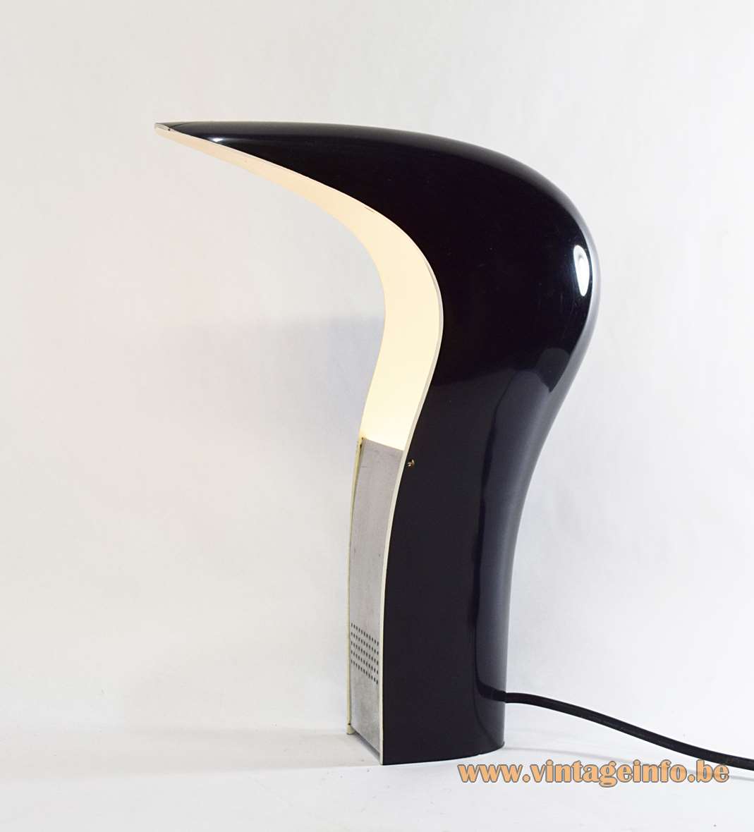Lamperti Pelota desk lamp curved black plastic lampshade design: Cesare Casati & Carlo Ponzio 1960s 1970s Italy