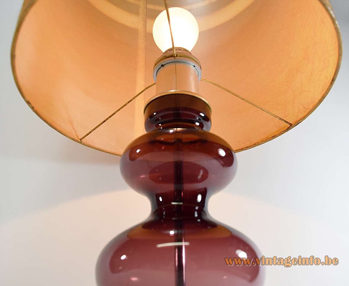 Aubergine Murano table lamp undulating amethyst purple glass with a fiberglass lampshade E27 socket 1960s 1970s 