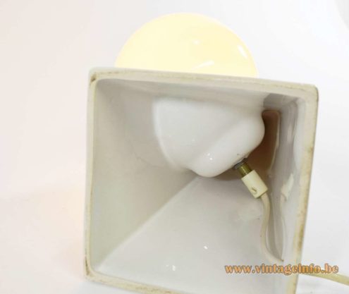 Pyramid Table Lamp 4