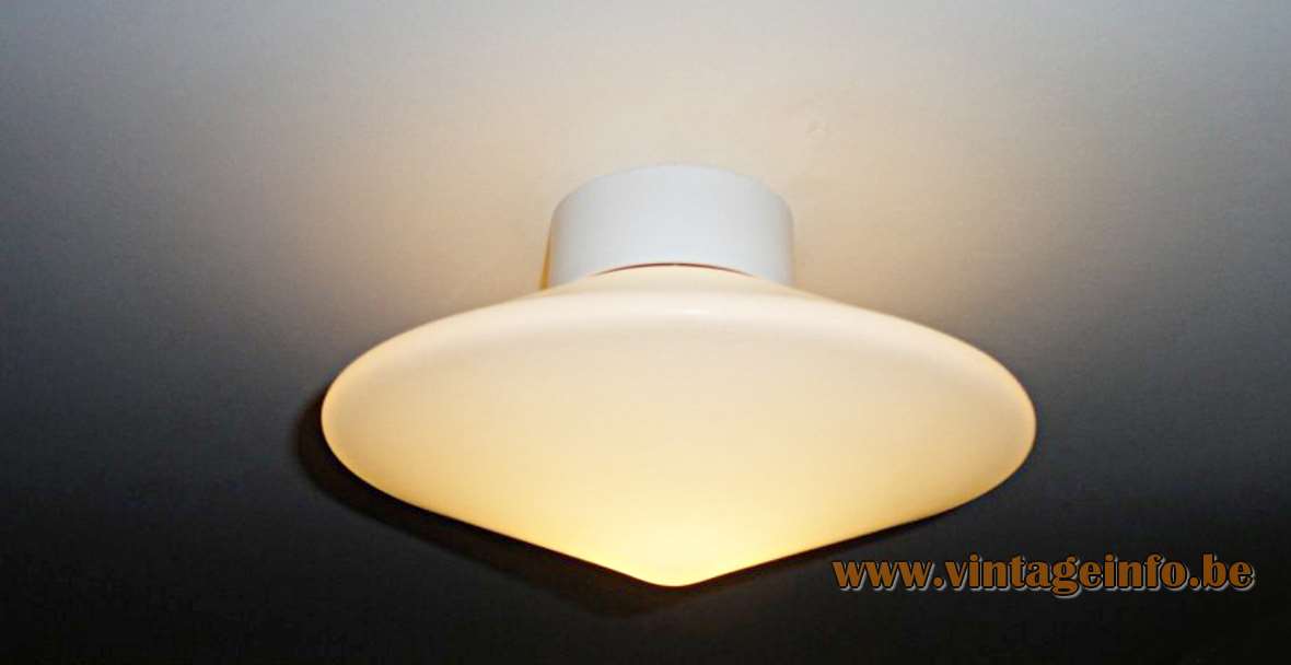 Raak Discus flush mount wall lamp white opal frosted glass disc lampshade black Bakelite 1950s 1960s
