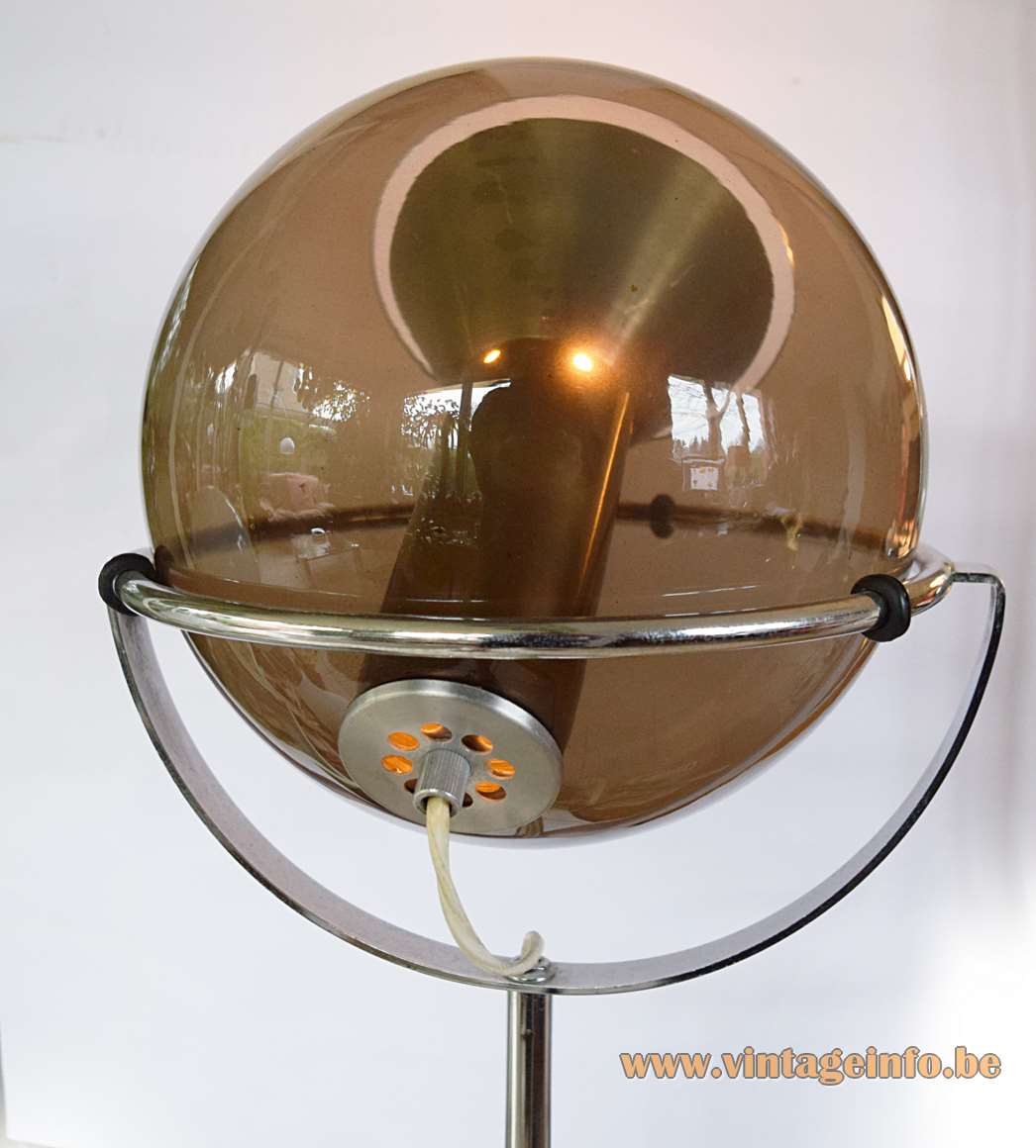 Raak Globe floor lamp tripod base chrome rod smoked glass globe design: Frank Ligtelijn 1950s 1960s