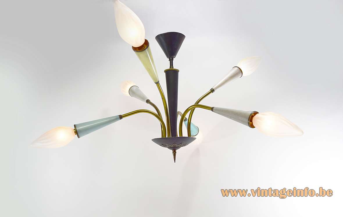 1950s sputnik chandelier 6 folded rods conical plastic light bulb holders brass arrow 1960s Massive Belgium