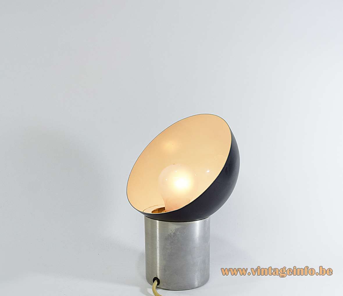 Half globe display table lamp round tubular aluminium base black round lampshade 1960s 1970s E27 socket