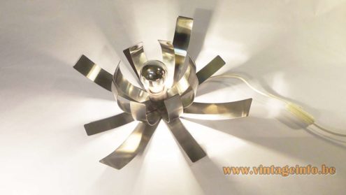 Fleur de Lumière Table Lamp 5