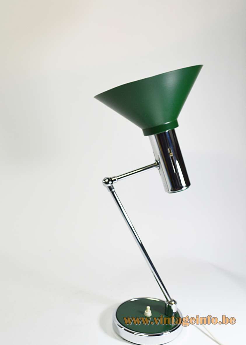 Italian adjustable desk lamp green & chrome base adjustable rod conical lampshade 1960s 1970s Made in Italy