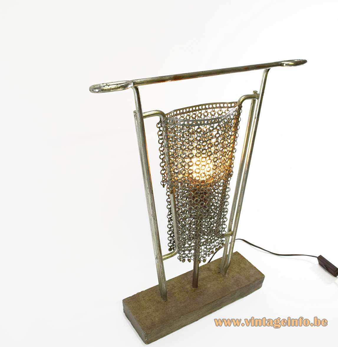 King Arthur Table Lamp habergeon chain mail ring concrete DIY Trössler + Cendrine 1990s