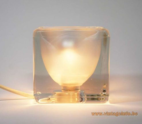 Peill Putzler Ice Cube Table Lamp 1