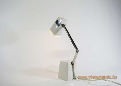 Taki Light Iris Table Lamp 3