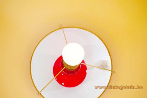 1970s Maroon Glass Table Lamp 10