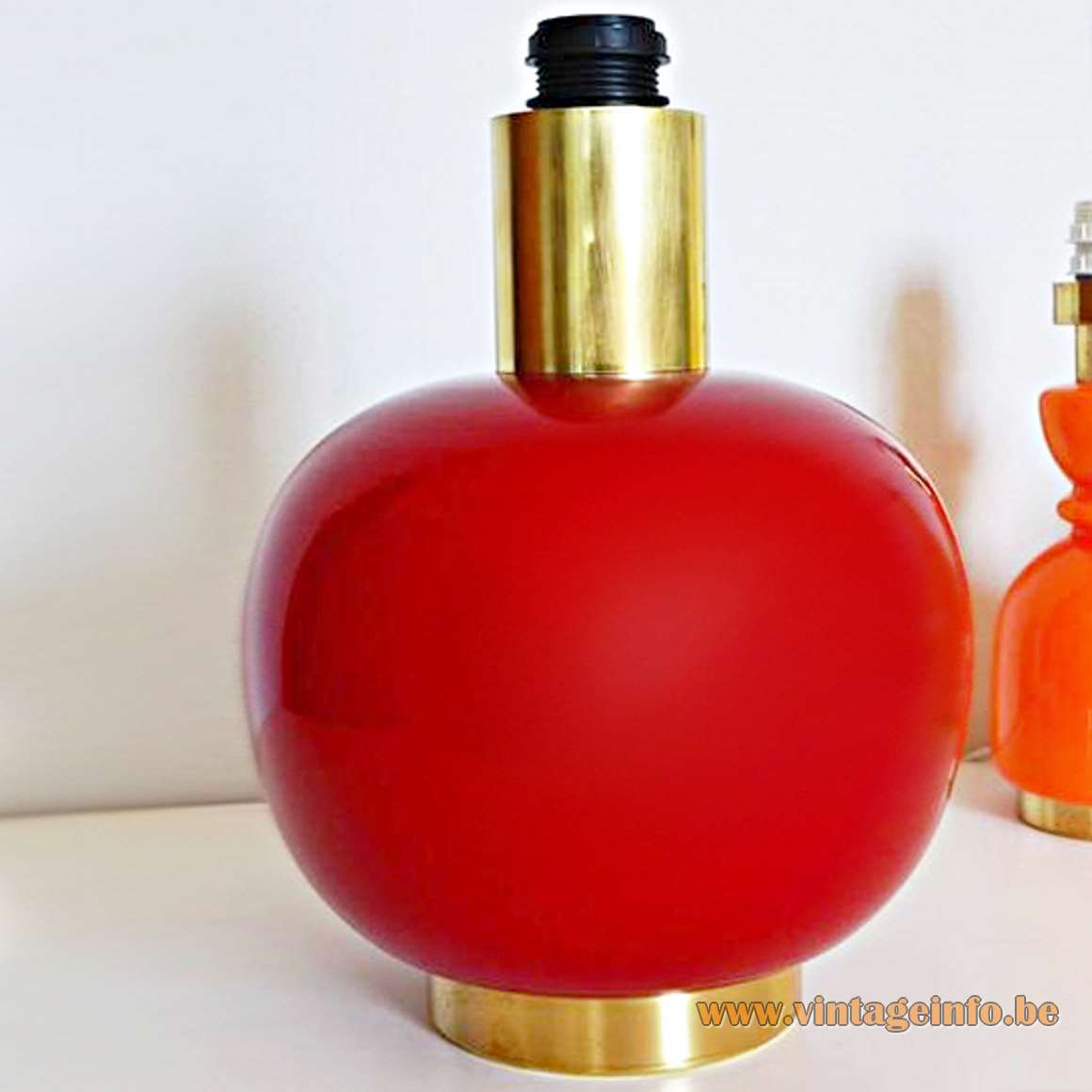 1970s maroon glass table lamp dark red burgundy globe base brass bottom lid E27 socket 1960s
