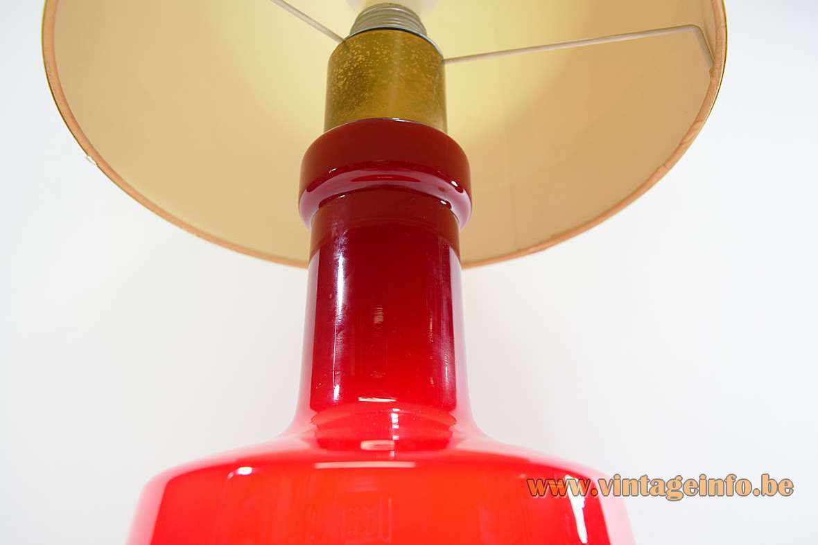 1970s maroon glass table lamp dark red burgundy base brass bottom tubular lampshade 1960s DORIA Germany