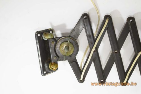 AGI Scissor Wall Lamp 11