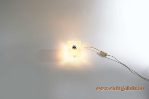 Peill Putzler Ice Cube Table Lamp 6