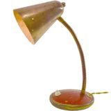 Vereinigte Werkstätten desk lamp red round brass base goose-neck conical perforated lampshade 1930s 1940s 1950s Germany