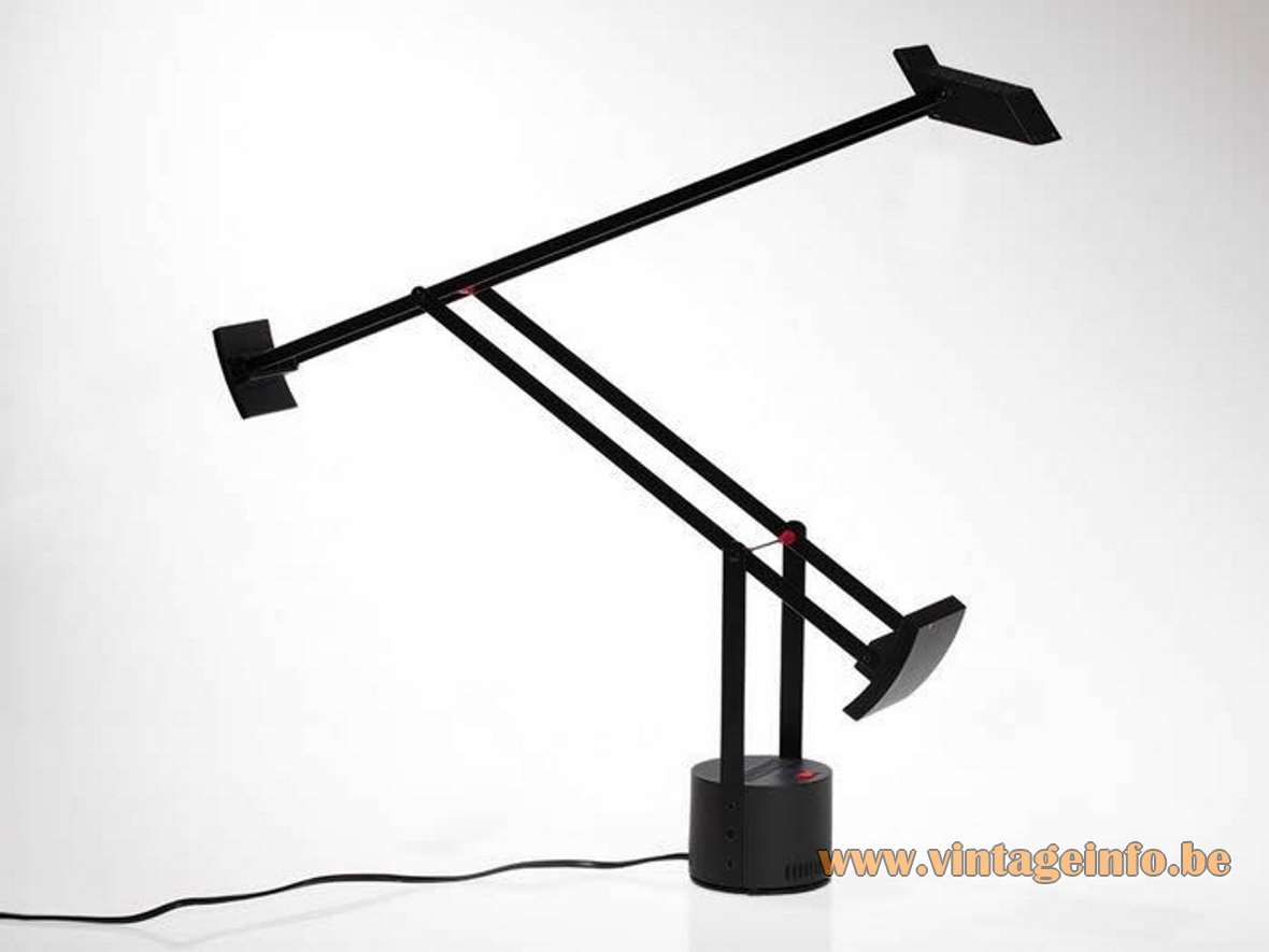 Artemide Tizio 50 desk lamp design: Richard Sapper black metal rods round base parallelogram lampshade 1970s