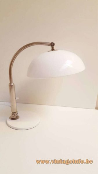 Hala 144 Desk Light 1