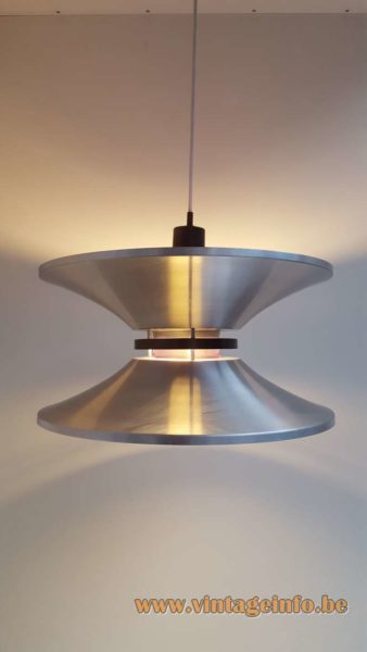 Lakro Pendant Light 1