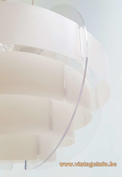 Strips Pendant Light 1