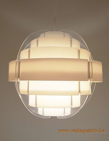 Strips Pendant Light 3