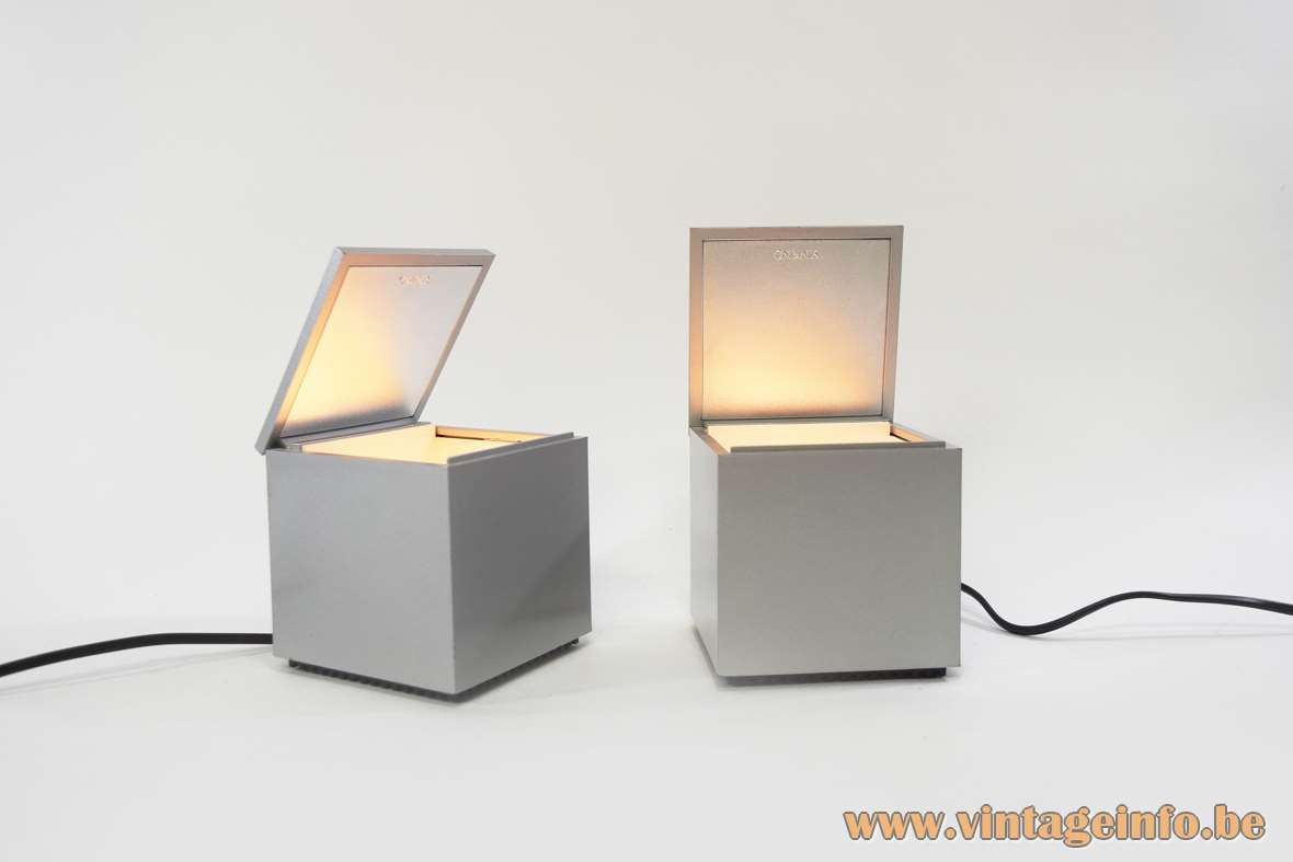 Cuboluce table lamp design: Studio OPI grey plastic cube E14 lamp socket Cini & Nils 1970s Italy