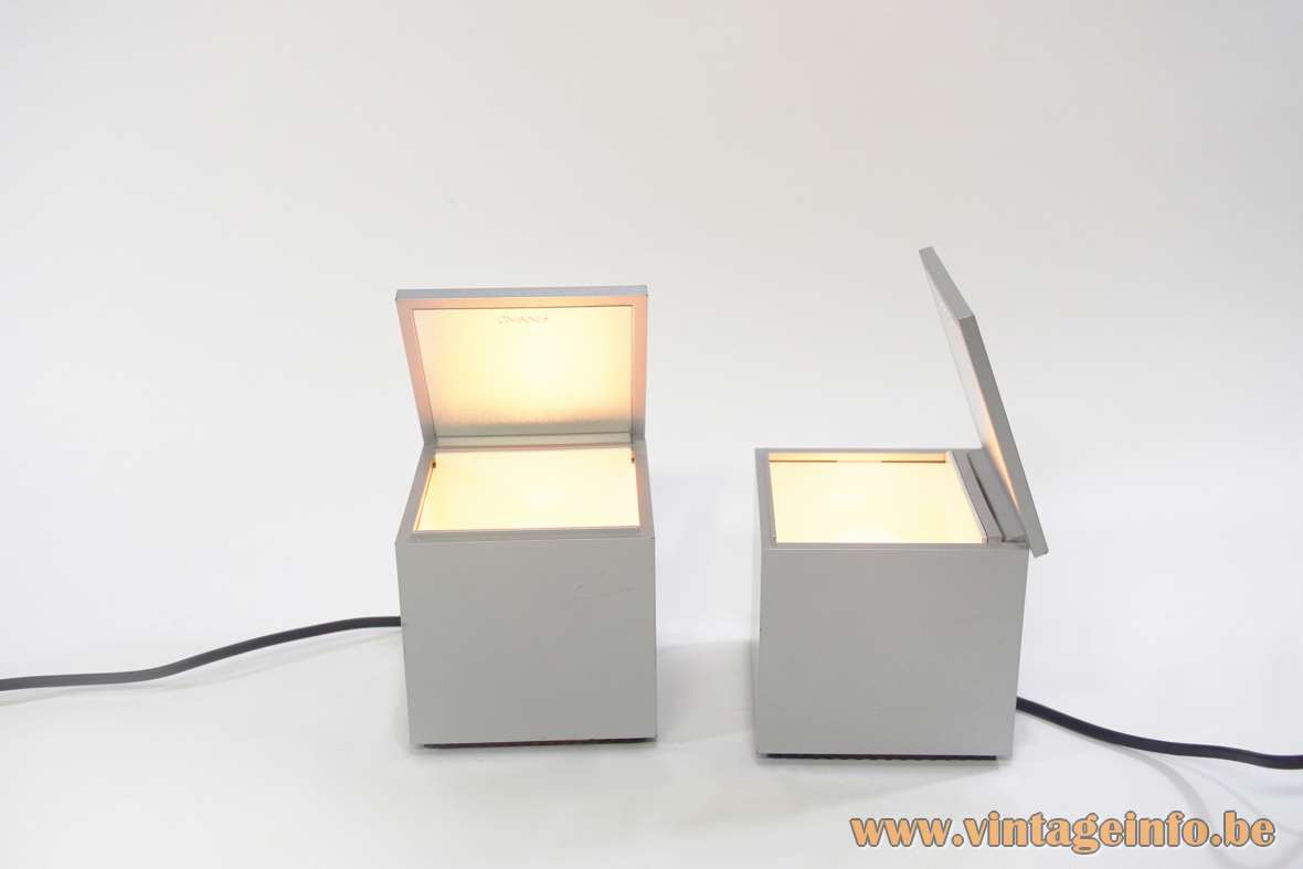 Cuboluce table lamp design: Studio OPI grey plastic cube E14 lamp socket Cini & Nils 1970s Italy