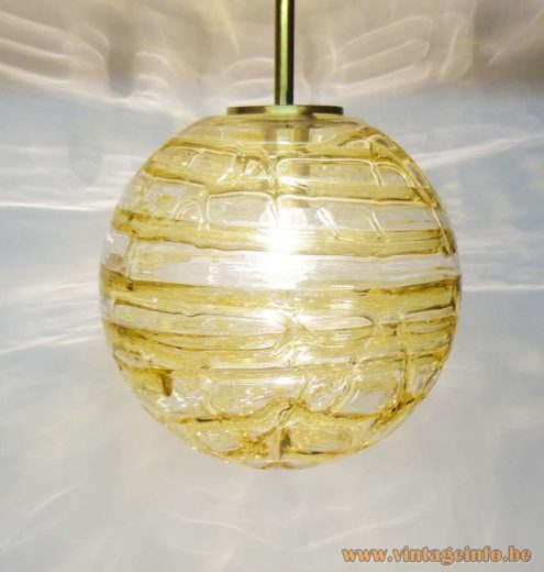 Doria Globe Pendant Light 2