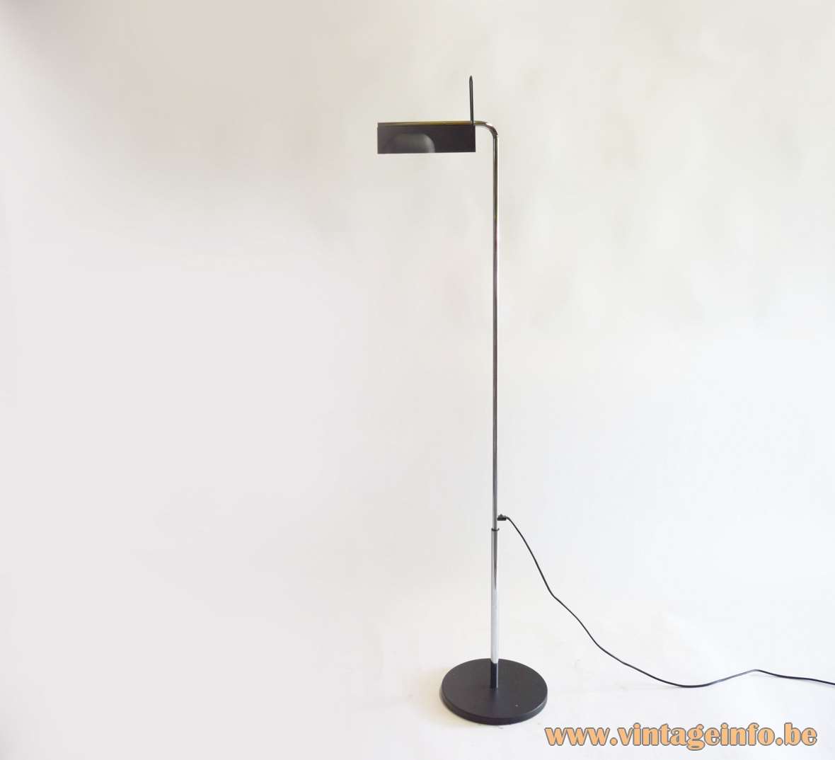 Artemide Camera Terra floor lamp design: Ernesto Gismondi black wrinkle paint lampshade chrome rod adjustable 1980s