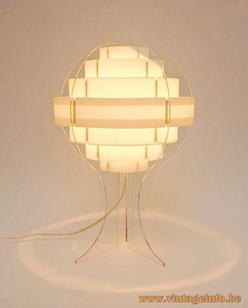 Strips Table Lamp 1