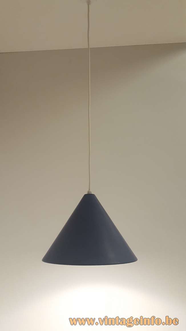 Mid-Century modern scandinavian pendant lamp Doo-Wop light blue by Louis  Poulsen