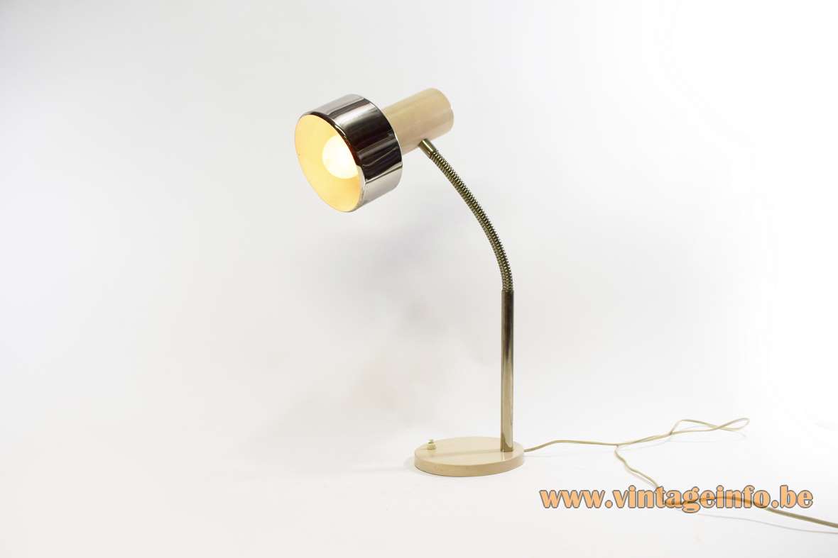 1960s beige gooseneck desk lamp round flat base chrome rod & goose-neck tube lampshade Massive E27 socket 