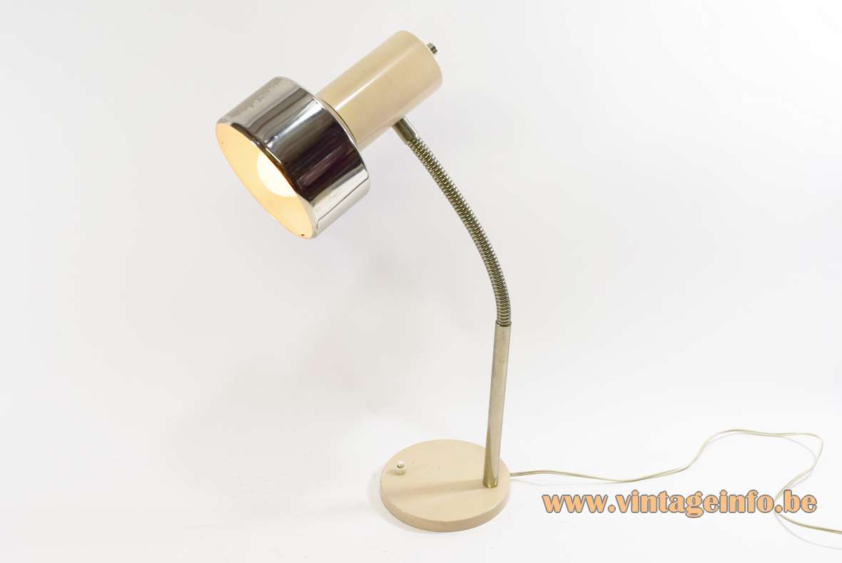 1960s beige gooseneck desk lamp round flat base chrome rod & goose-neck tube lampshade Massive E27 socket 