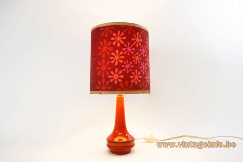 1960s red ceramic table lamp round base. Lampshade decorated with flowers 1960s 1970s MCM