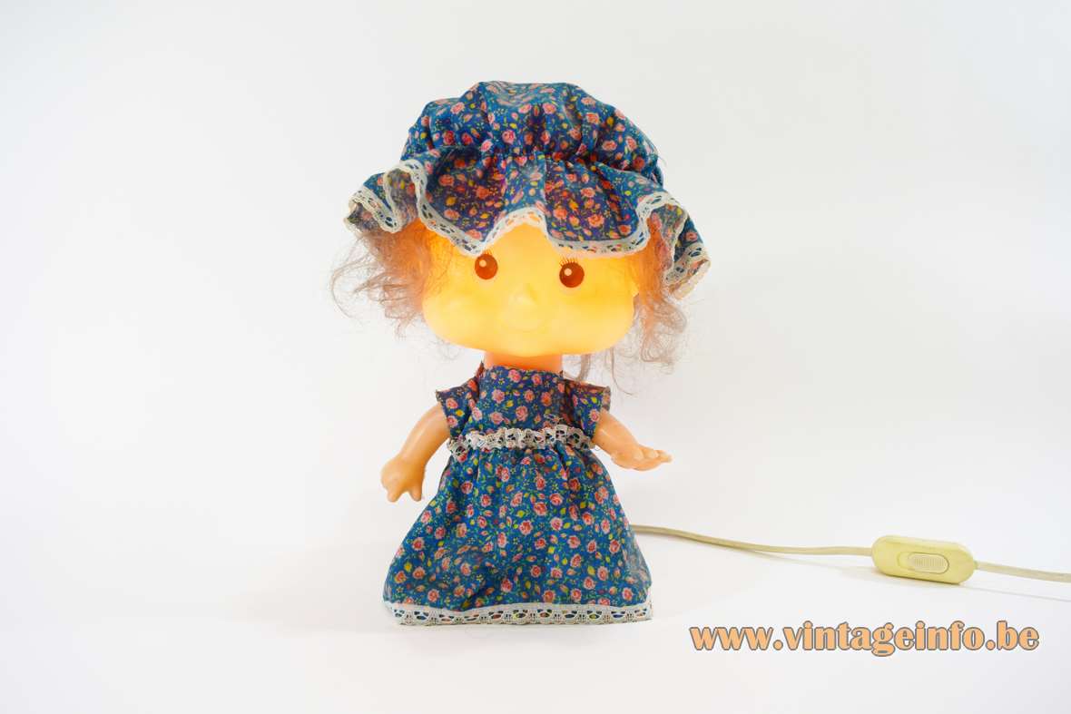 Linea Zero bobblehead doll table lamp girl Holly Hobbie plastic 1970s night light children MCM vintage