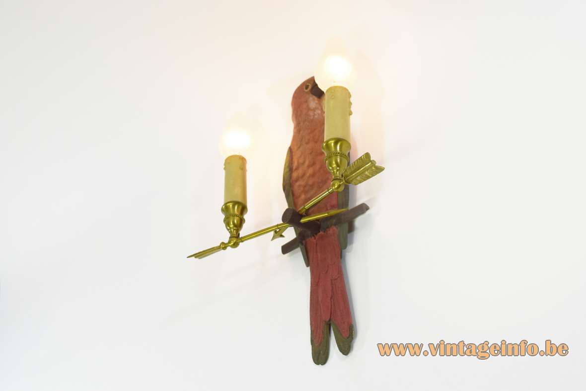 Parrot wall lamp red painted bird in moulded metal bronze 2 brass arrows antique 1960s 1970s