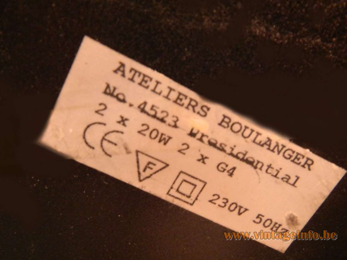 Presidential desk lamp Les Ateliers Boulanger rectangular brass base 2 curved rods halogen bulbs 1990s label