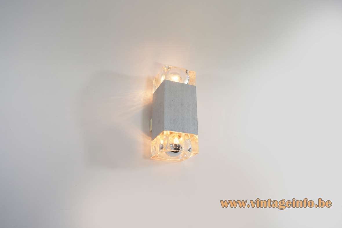 Sciolari Cubic wall lamp design: Gaetano Sciolari brushed aluminium beam pressed glass lampshades 1970s 1980s Italy