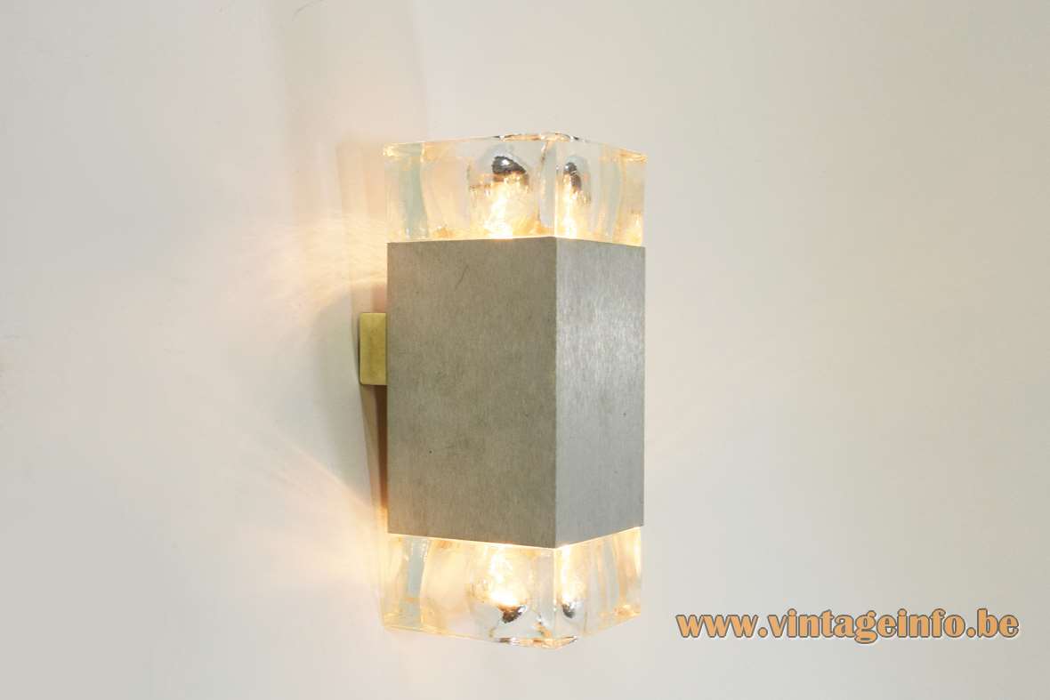 Sciolari Cubic wall lamp design: Gaetano Sciolari brushed aluminium beam pressed glass lampshades 1970s 1980s Italy