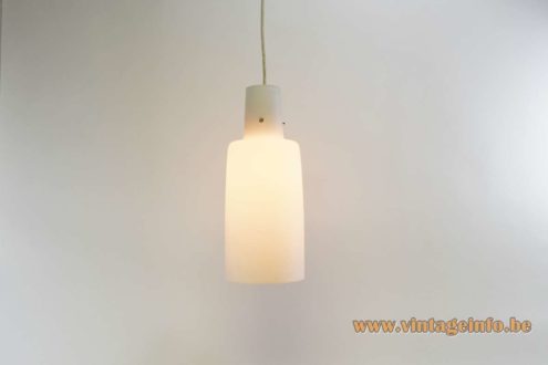 1950s Opaque Glass Pendant Lamp 6