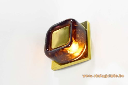 1970s Square Brass Glass Wall Lamp 3