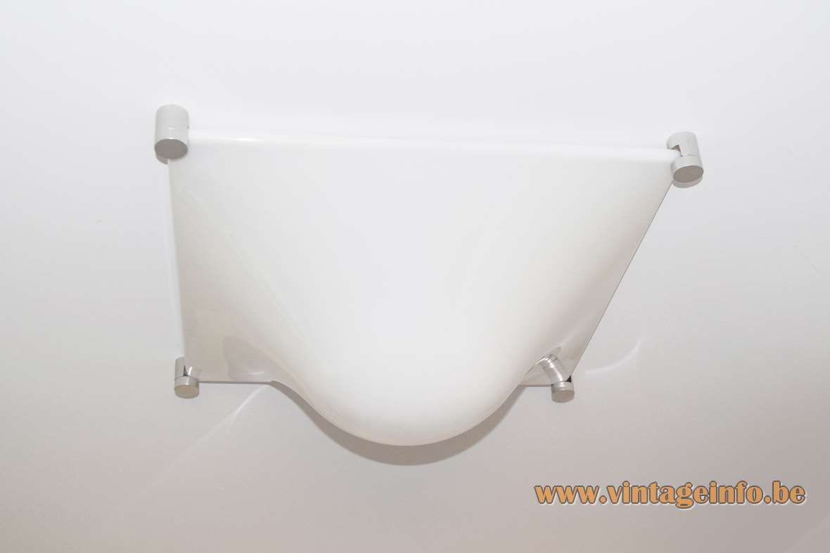 Martinelli Luce Bolla flush mount 1960 design: Elio Martinelli square curved white acrylic lampshade wall lamp
