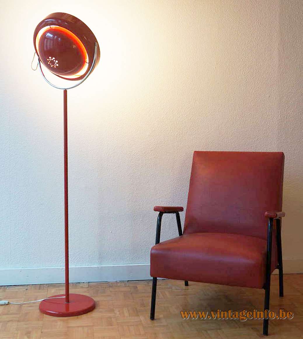 Uno Dahlen Aneta floor lamp red base & rod chrome slat round lampshade white diffuser 1960s 1970s