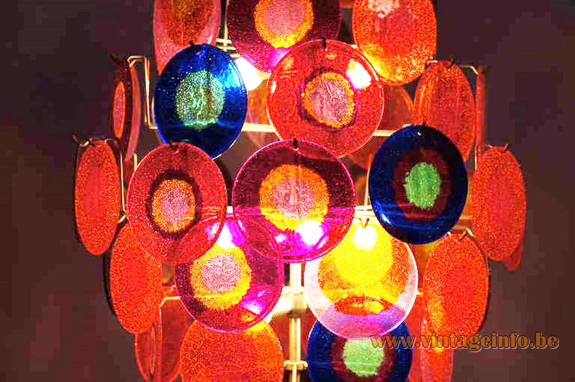 Aro Leuchte multicoloured discs chandelier acrylic shells lampshade wire frame Vistosi design Mazzega Murano 1970s vintage