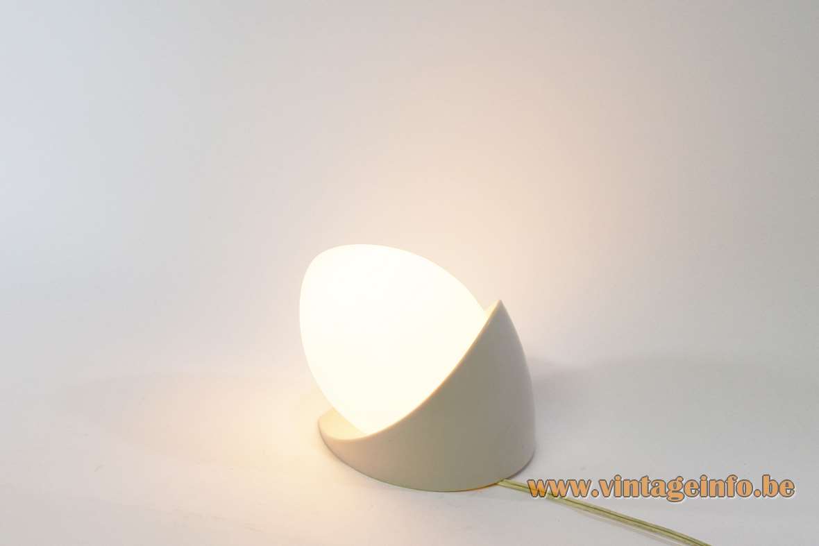 Bo-Niko white Bakelite wall lamp opal glass oval globe lampshade Niko Belgium E27 socket 1960s 1970s 