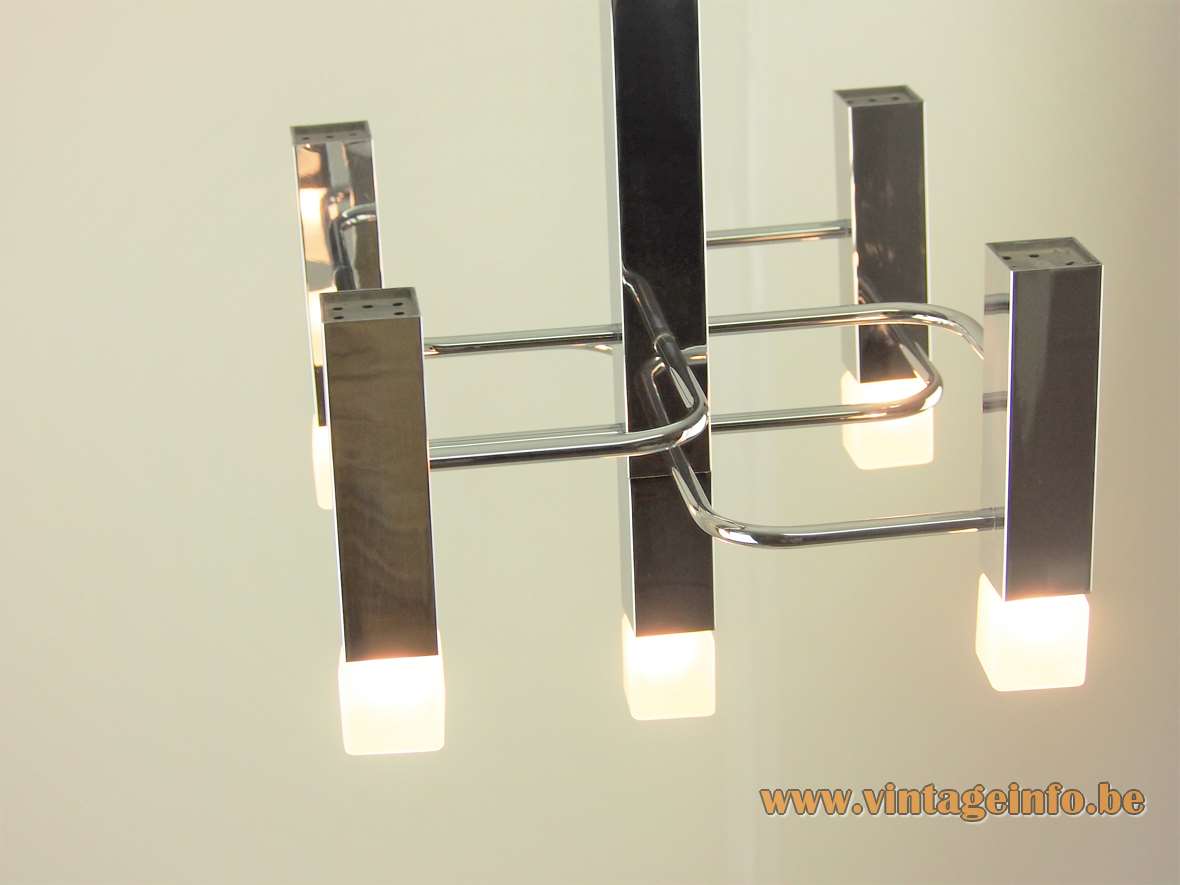Boulanger square tubes chandelier design: Gaetano Sciolari folded chrome rods & beams lampshade Neolamp cube bulbs 1970s 