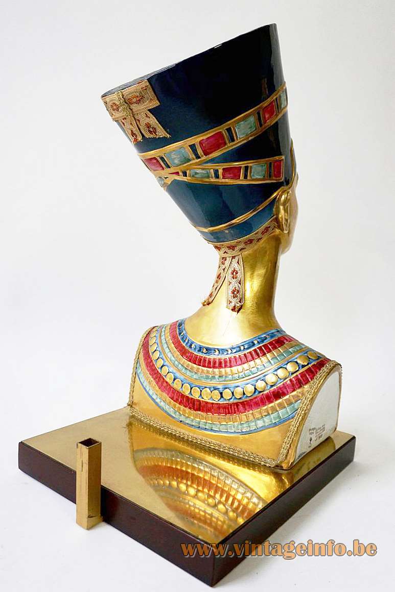 Edoardo Tasca Nefertiti table lamp porcelain colourful pharaoh bust Egypt 1970s 1980s Hollywood Regency pagoda lampshade