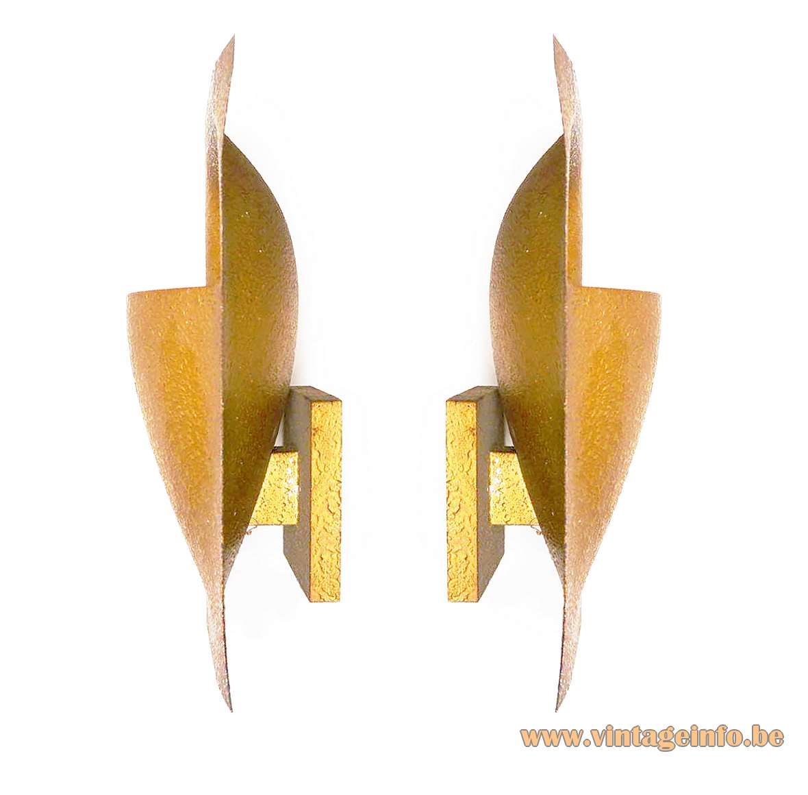 Raak Balance wall lamps design: Bertrand Balas rectangular gold coloured brass shell lampshades C-1550, C-1551 1960s