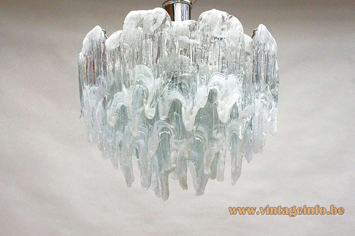 1970s AV Mazzega dripping icicles chandelier round white metal frame 16 glass parts 9 E14 sockets